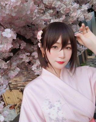 大胸女电影_1080P免费观看最新