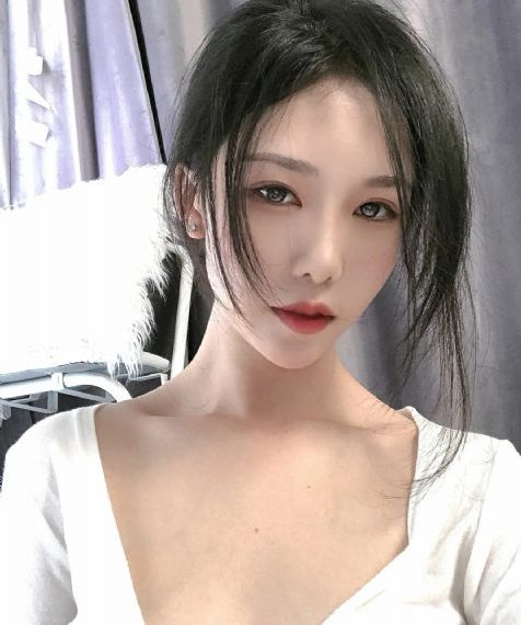 二次元人物桶动漫人物免费_手机在线免费观看