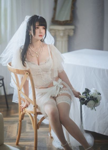 哭泣少女_720高清完整版