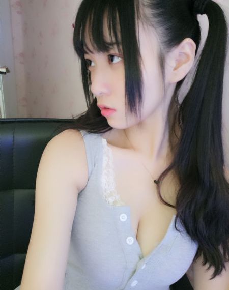 一边下奶一吃_剧情片电影在线观看