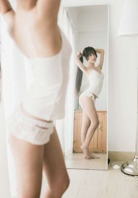 年轻的妻子2在线观看_1080P免费观看视频